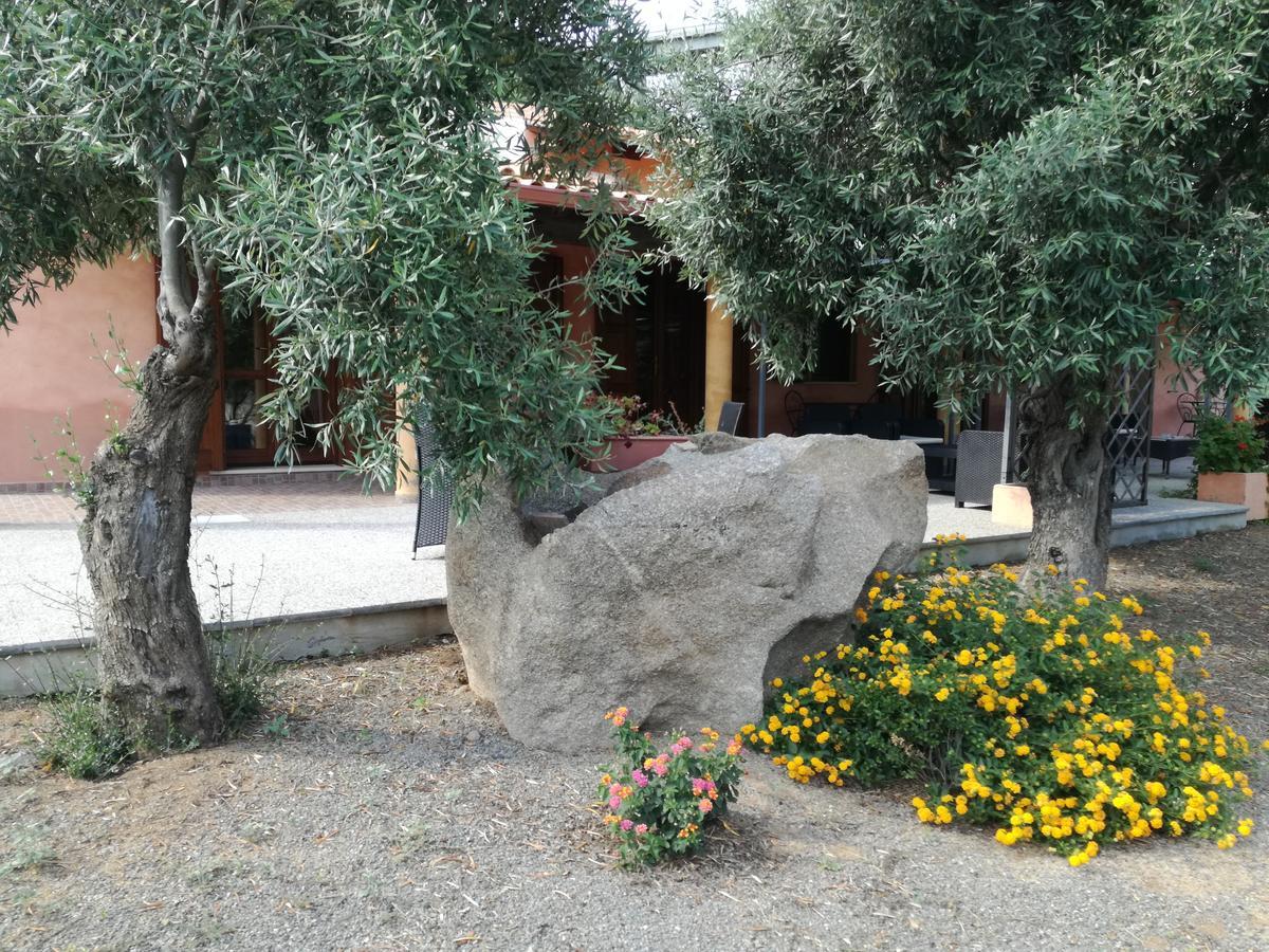 Bed and Breakfast Sumindulau Torre delle Stelle Exterior foto